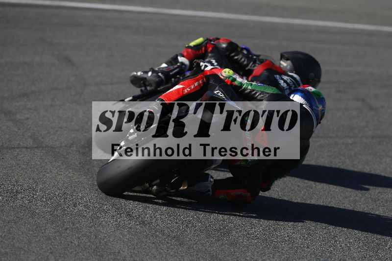 /Archiv-2024/02 29.01.-02.02.2024 Moto Center Thun Jerez/Gruppe gelb-yellow/backside